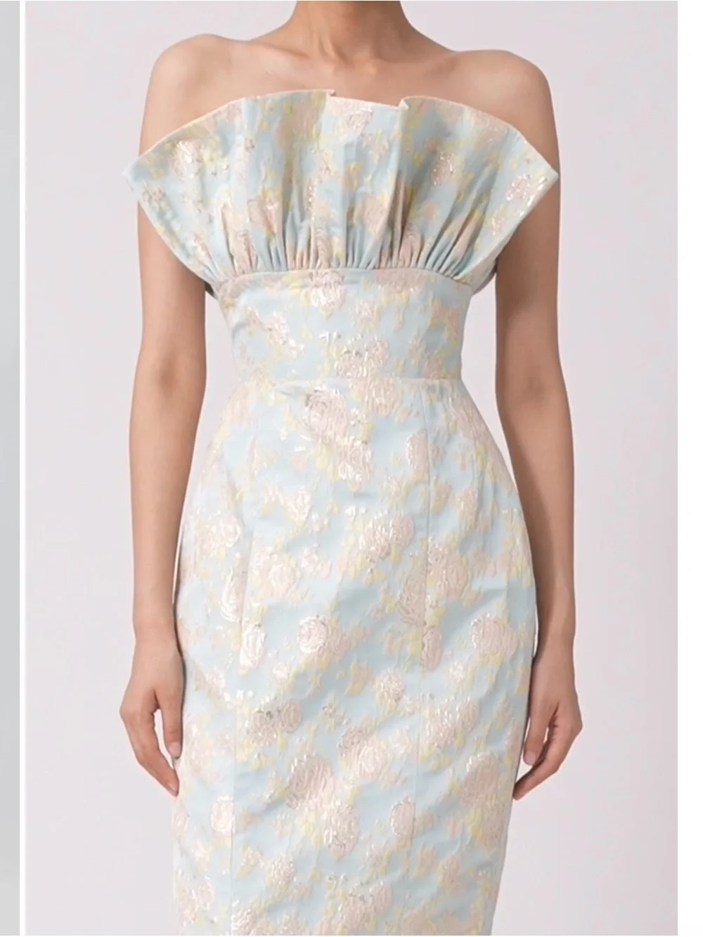 Sau Lee Noah Jaquard Gown